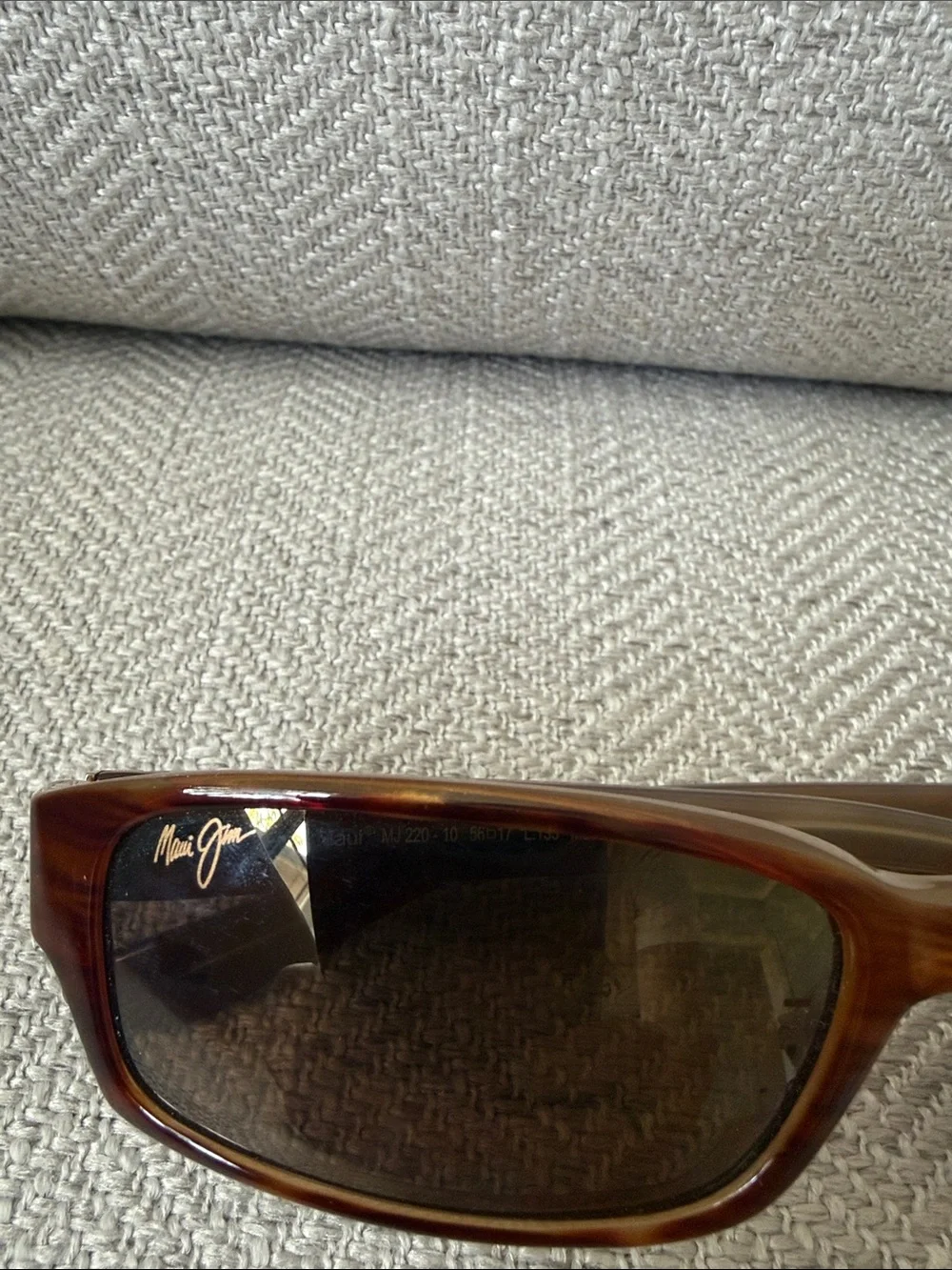 Maui Jim Tortoiseshell Brown Rectangle Sunglasses with Dark Lenses
